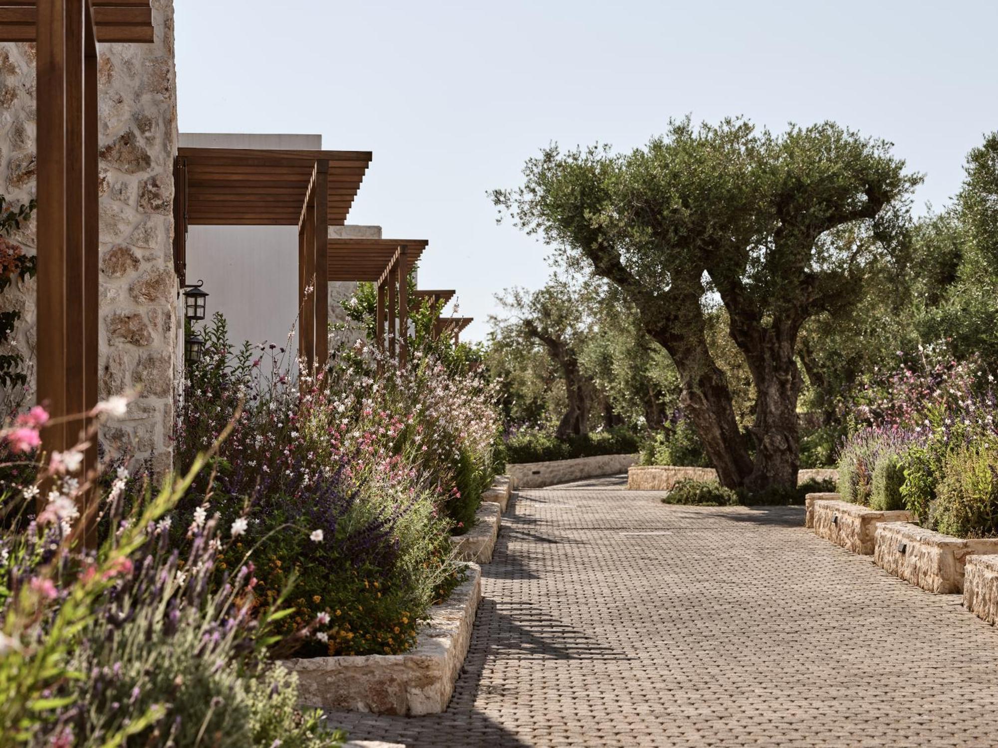 Lesante Cape Resort & Villas - The Leading Hotels Of The World Akrotiri  Exterior photo