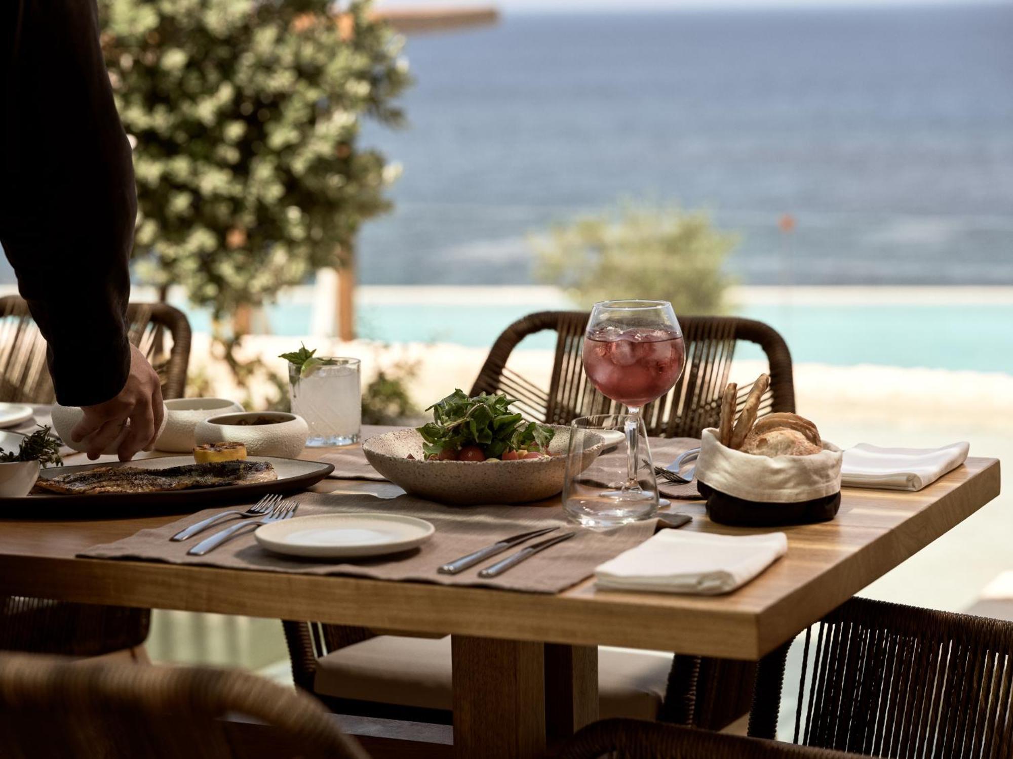 Lesante Cape Resort & Villas - The Leading Hotels Of The World Akrotiri  Exterior photo
