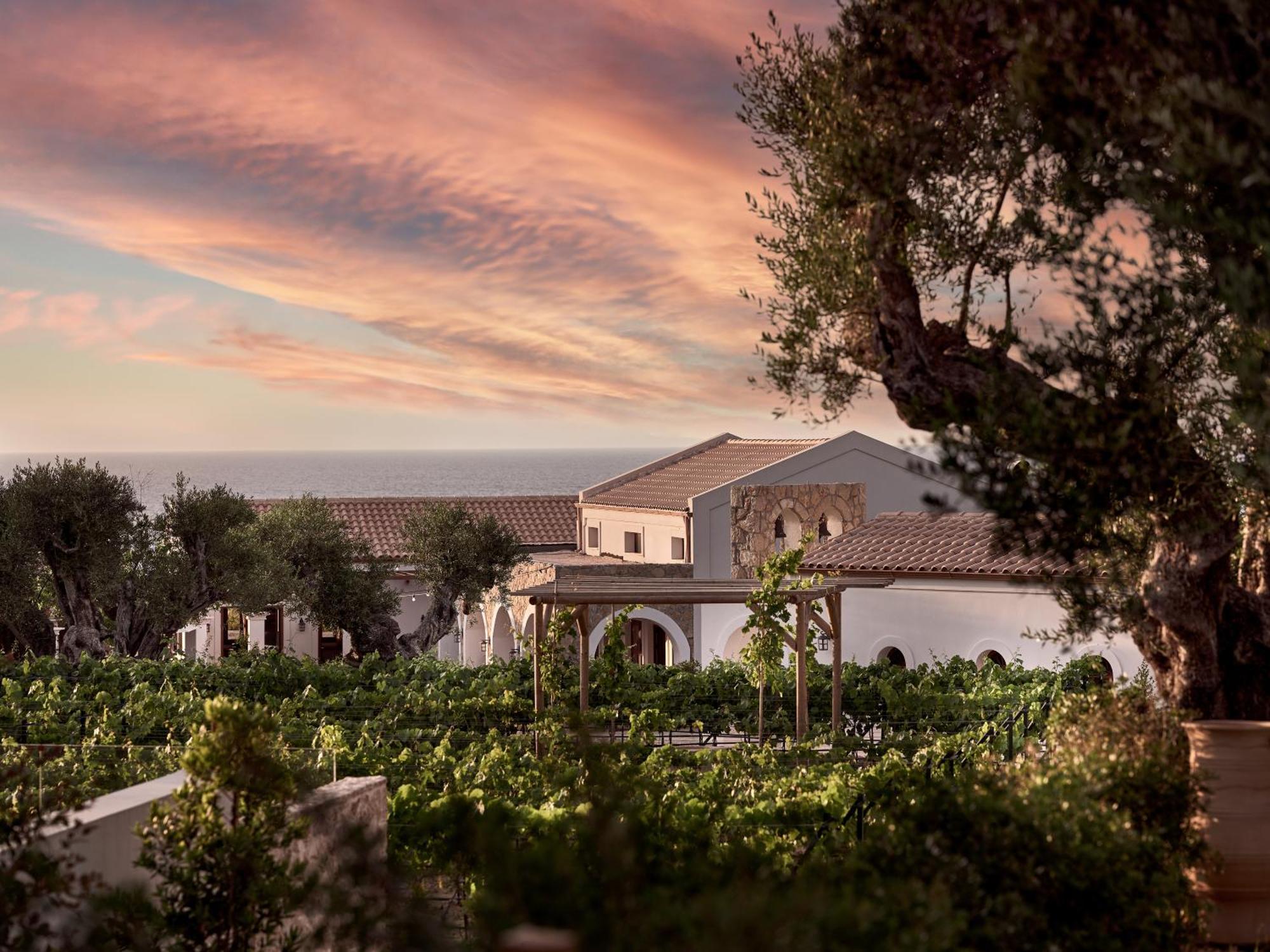 Lesante Cape Resort & Villas - The Leading Hotels Of The World Akrotiri  Exterior photo